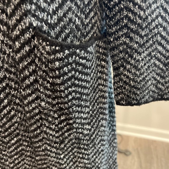 NWT NINE WEST Jacquard Long Cardigan Black Gray Open Front Pockets size Medium - Picture 3 of 7